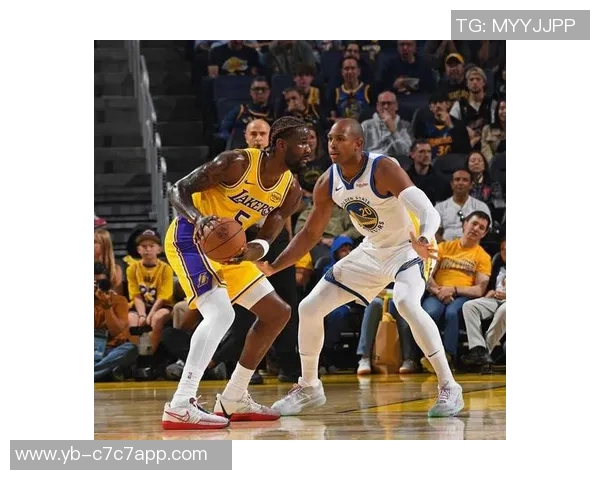 湖人全队狂飙120分东詹组合联手贡献百分精彩表现引发热议